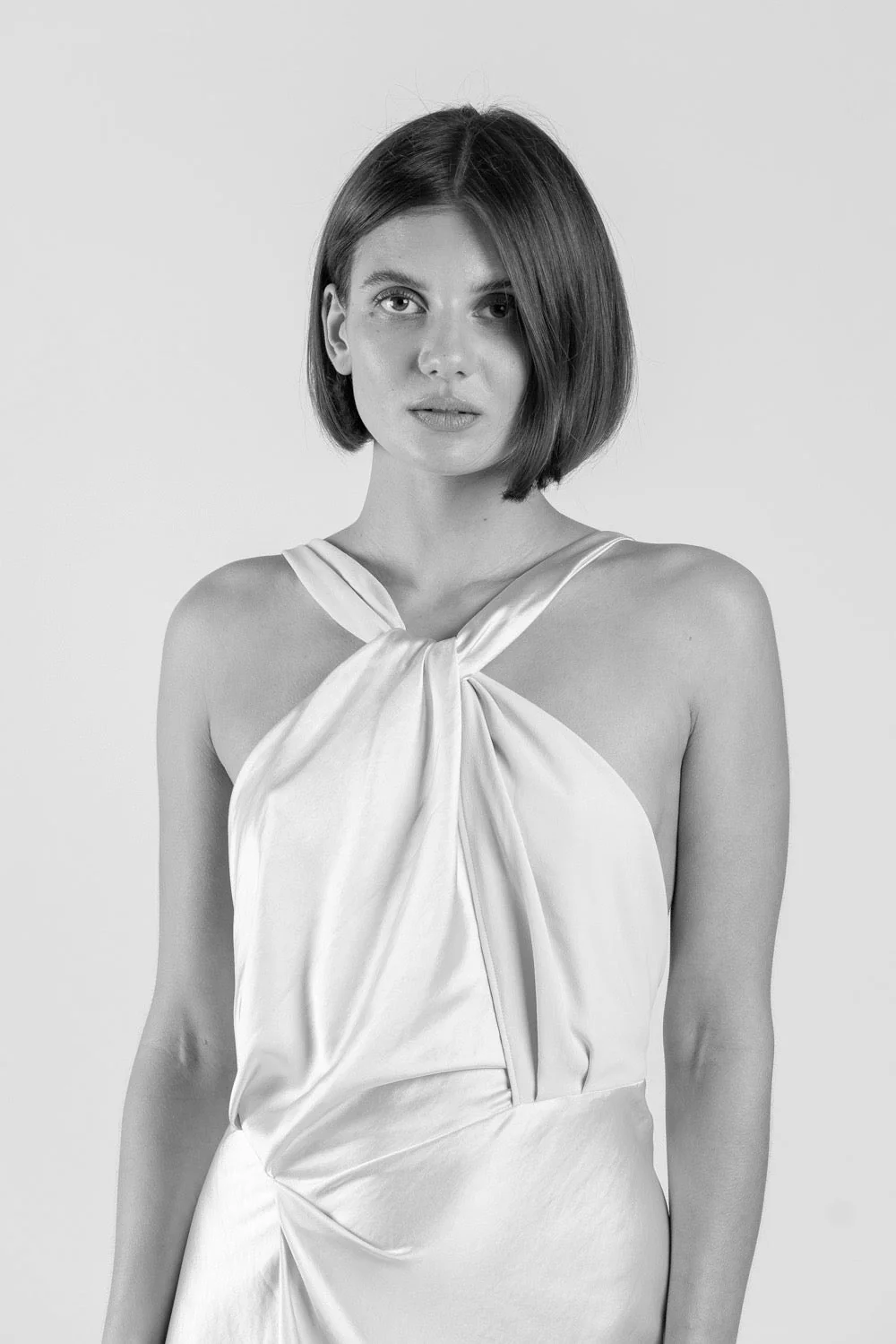 AUDREY DRESS IN WHITE ON WHITE - Image 5