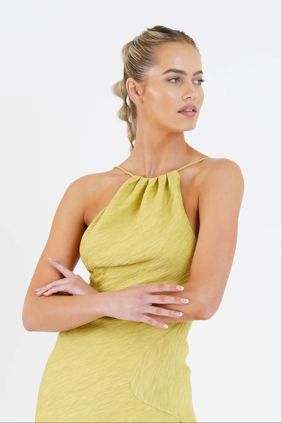 CAPRICORN DRESS IN GOLDEN STRAW - Image 6