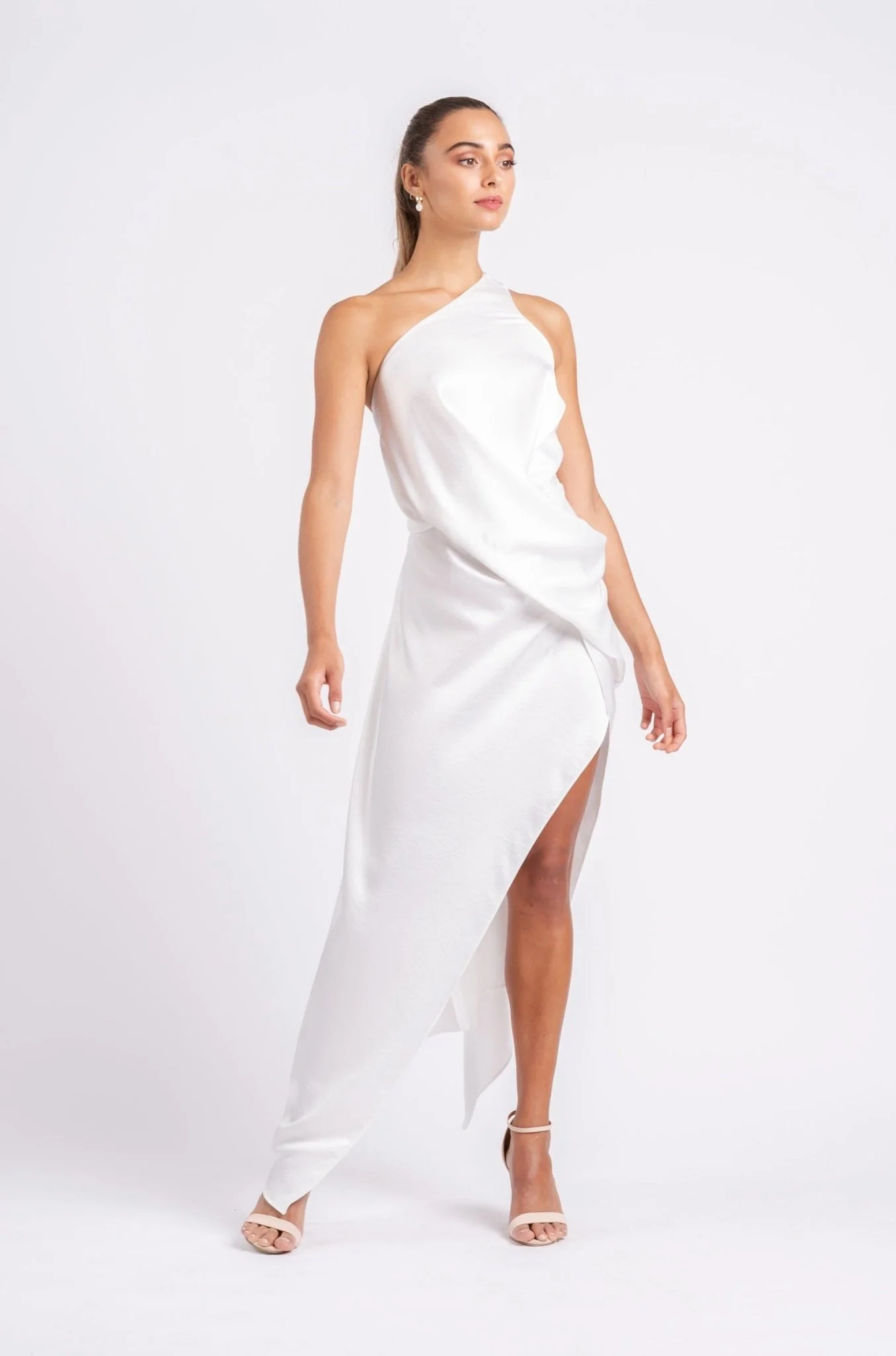 PHILLY DRESS IN WHITE ON WHITE - Image 6