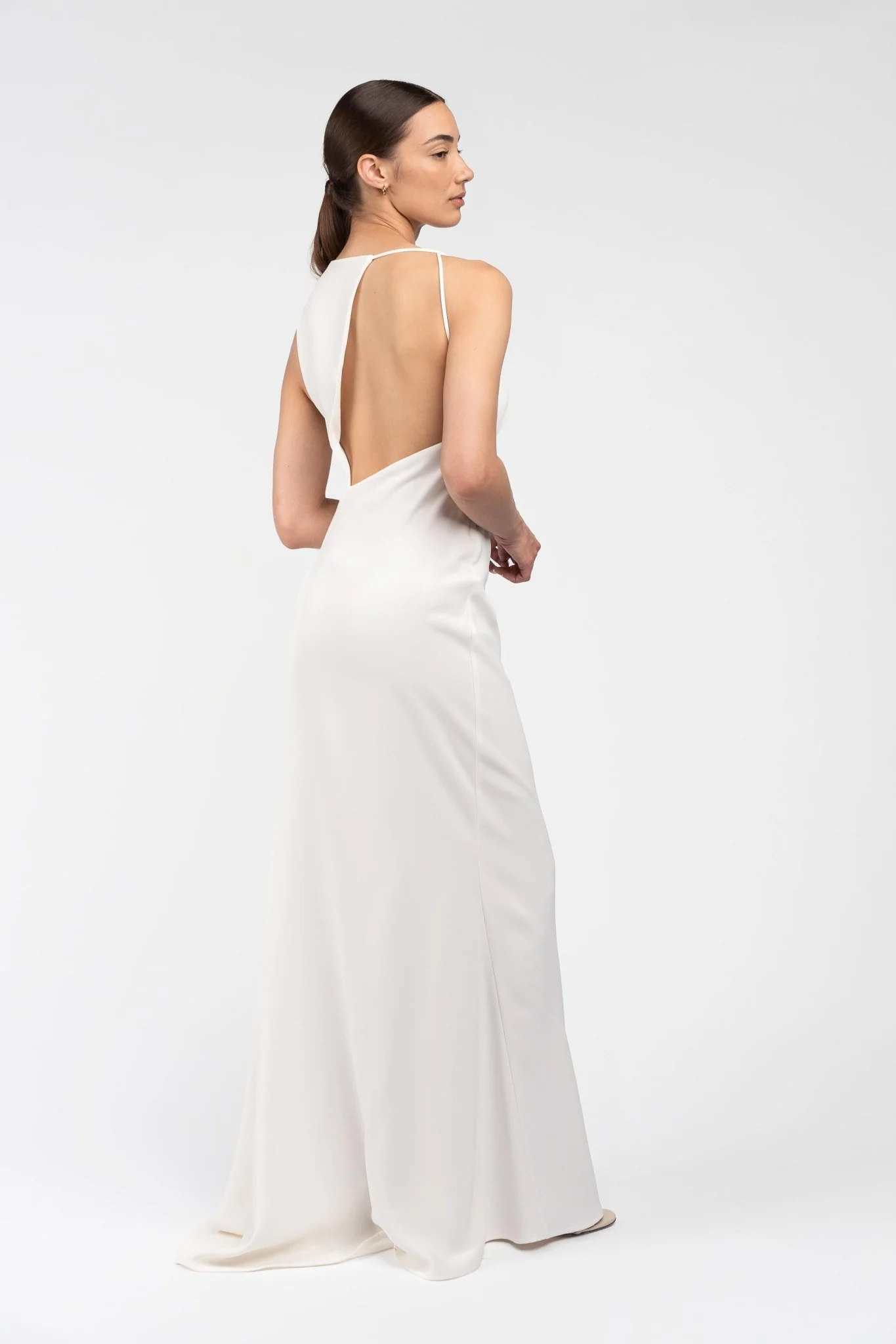 DAKOTA GOWN IN IVORY CREPE - Image 11