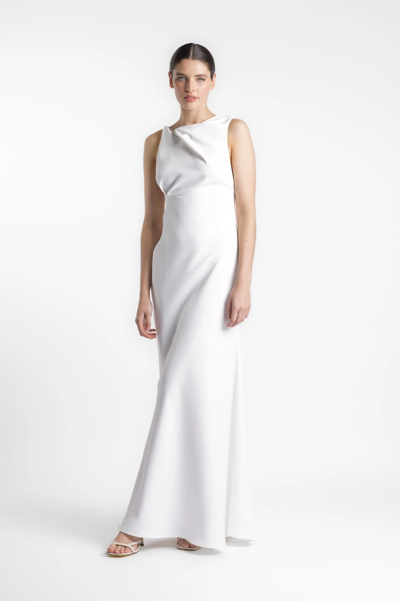DAKOTA GOWN IN IVORY CREPE - Image 13