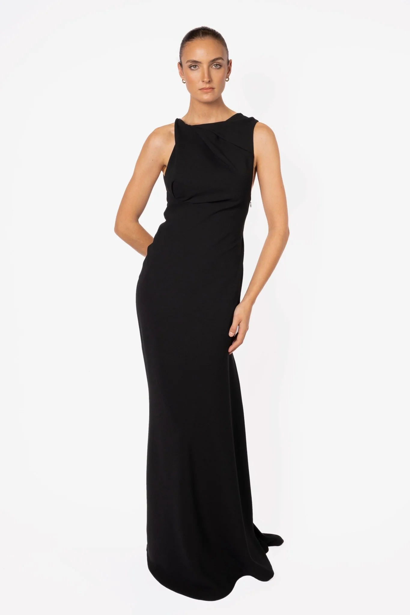 DAKOTA GOWN IN JET BLACK - Image 12