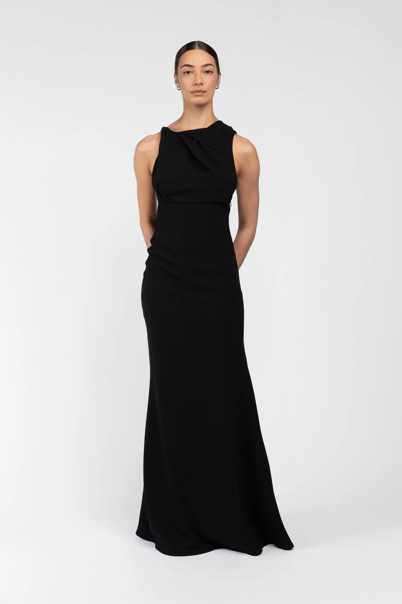 DAKOTA GOWN IN JET BLACK - Image 4