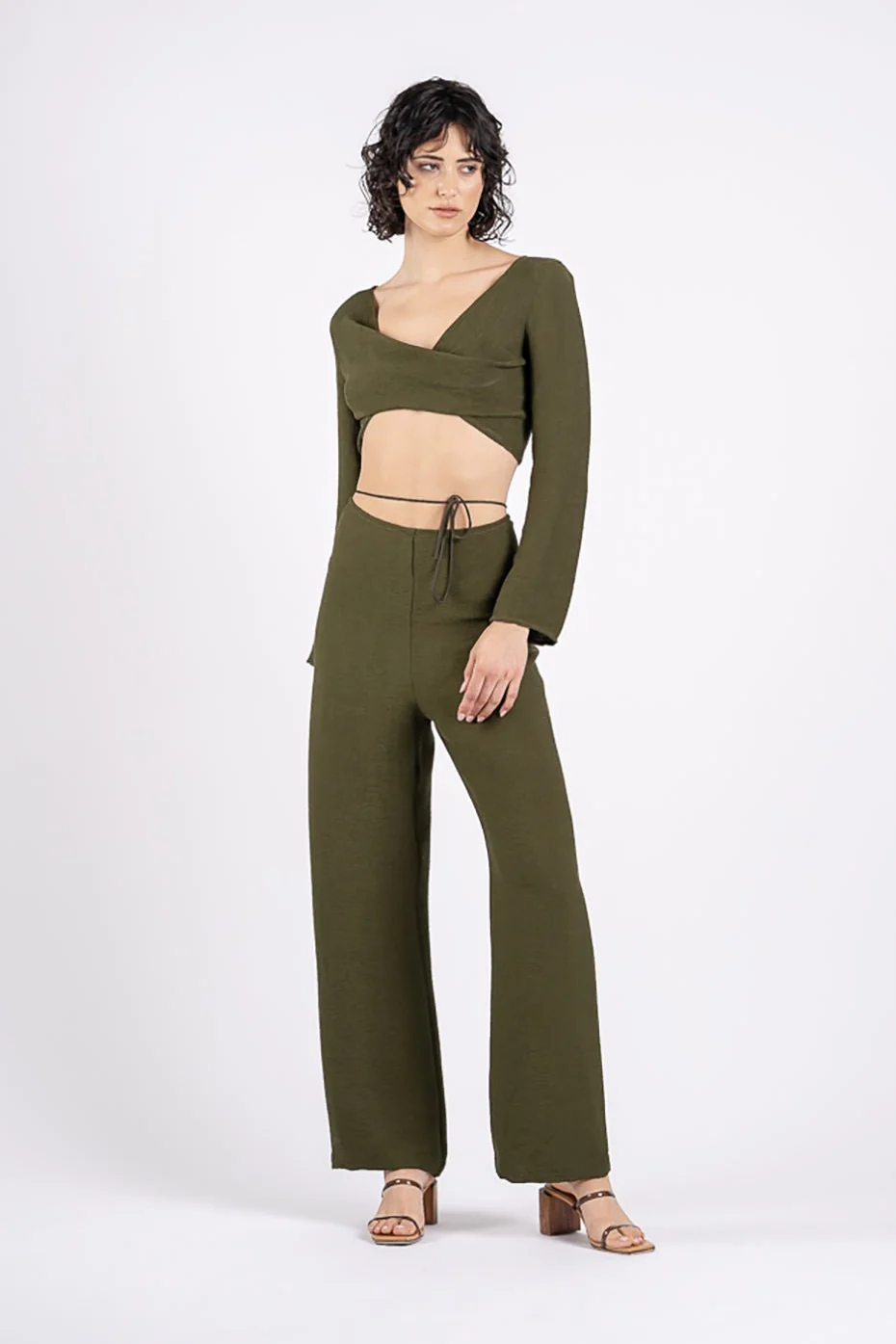 GIGI CROP IN OLIVE LINE - Image 5