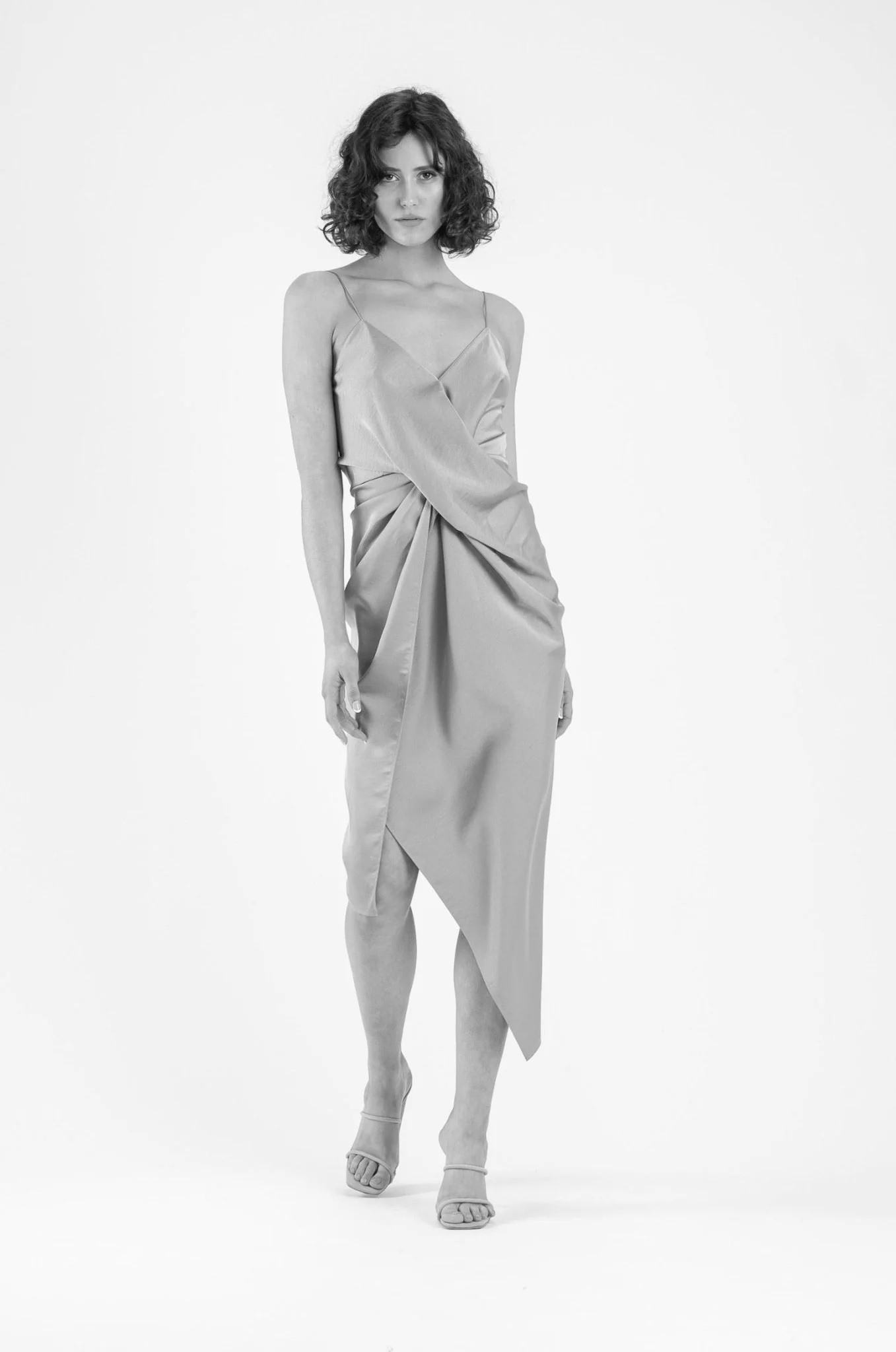 LE LUXE MIDI IN SLEEK BLUSH - Image 4