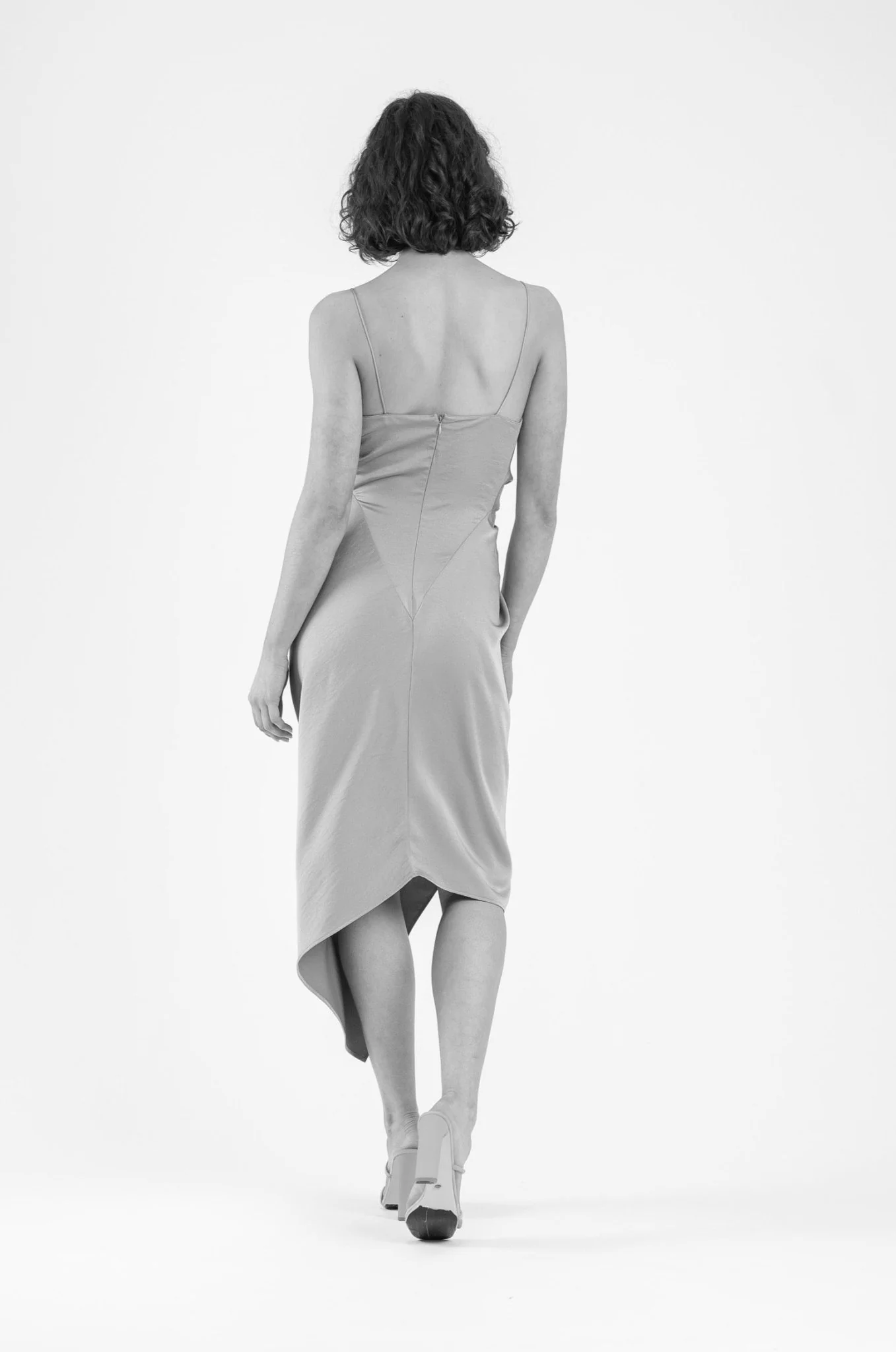 LE LUXE MIDI IN SLEEK BLUSH - Image 5