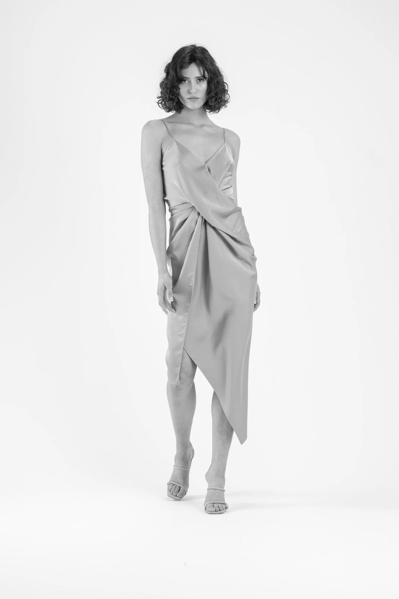 LE LUXE MIDI IN SLEEK BLUSH - Image 3
