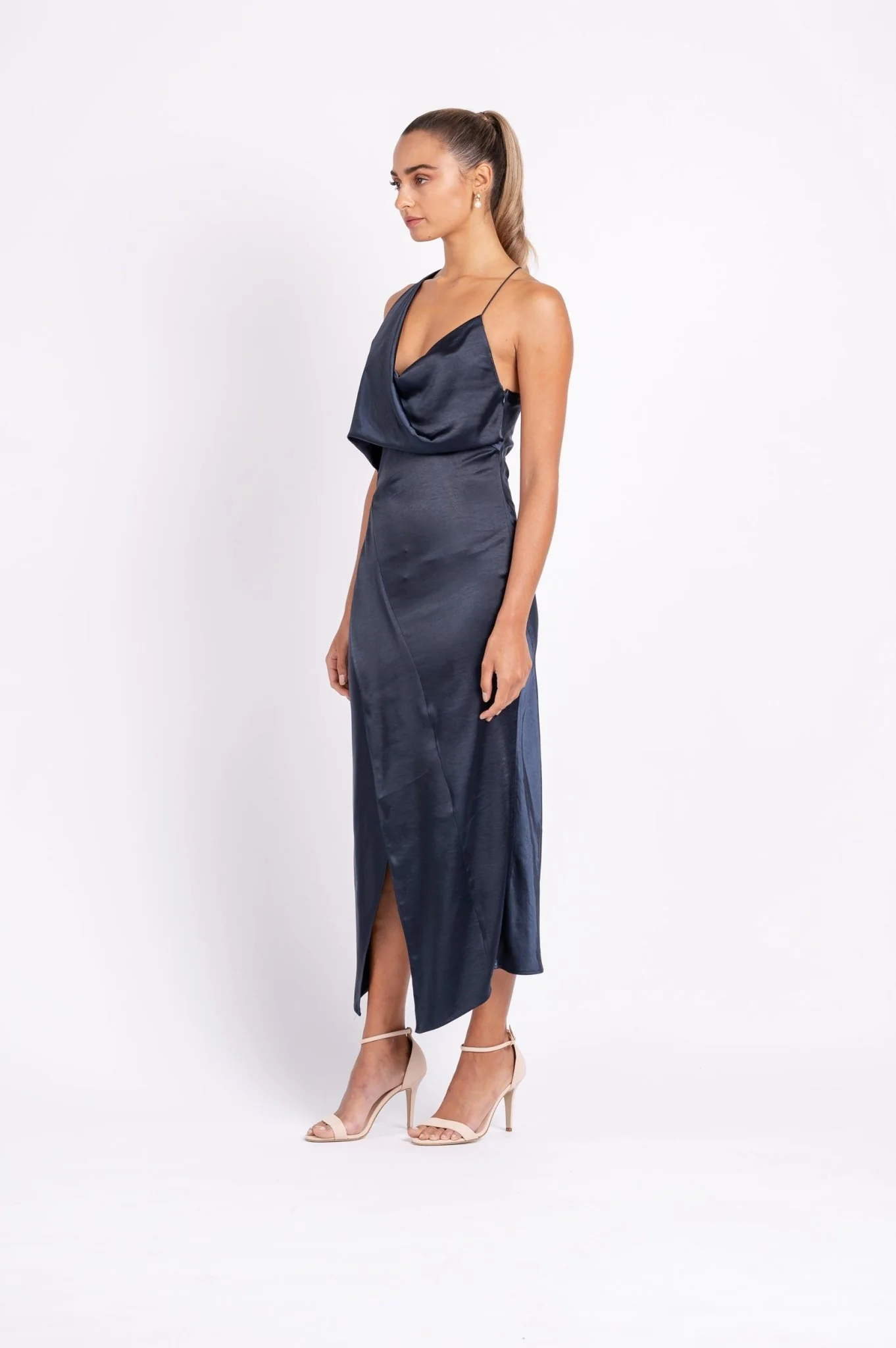 MUSE DRESS IN NAVY - Image 5