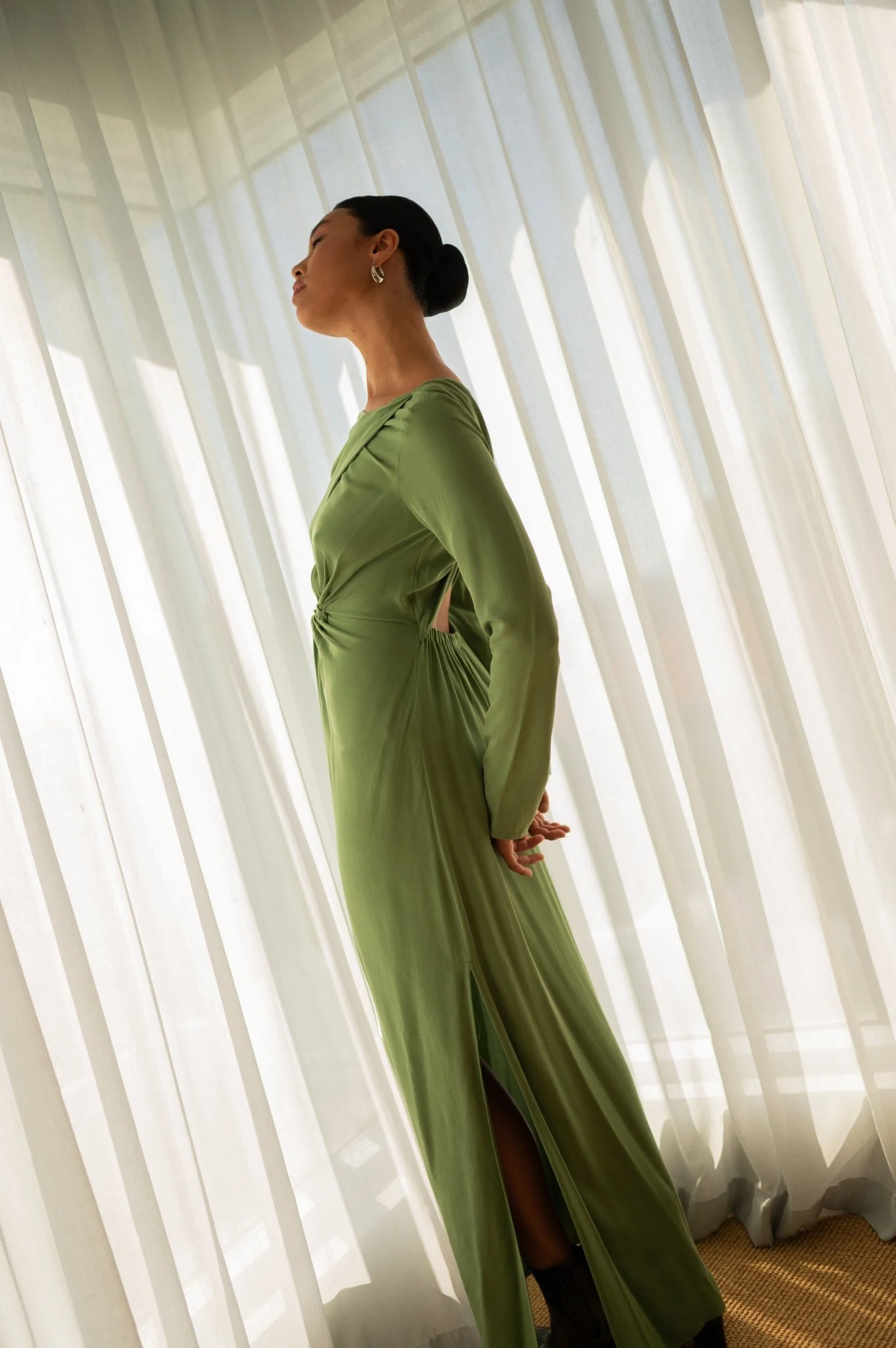 PEGGY GOWN - BAMBOO GREEN - Image 2