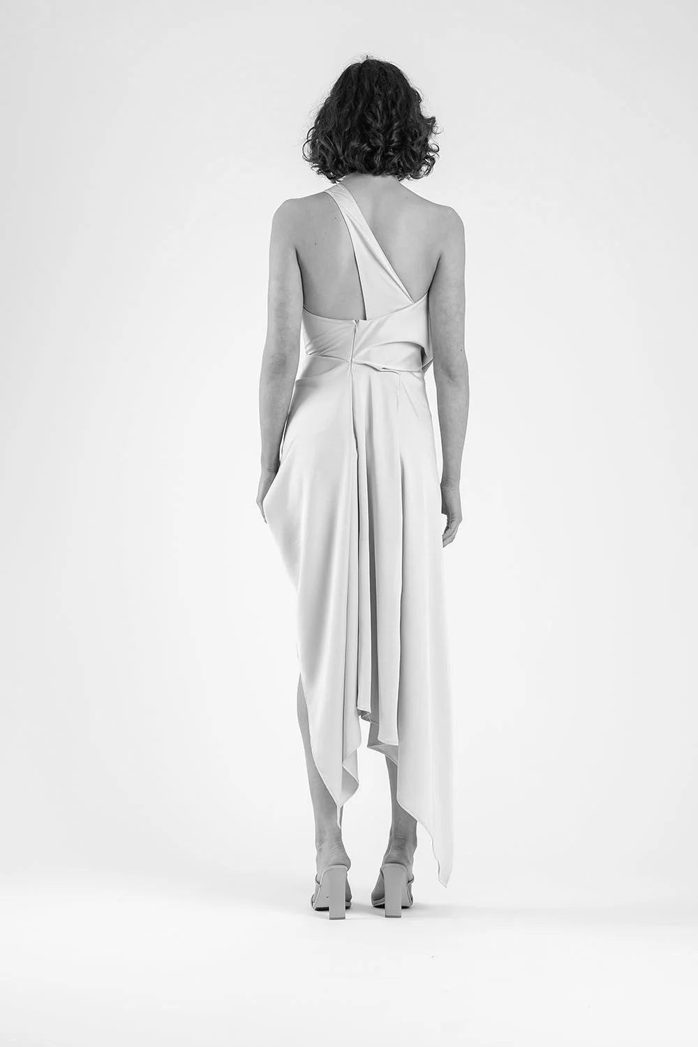 PHILLY DRESS IN RUNWAY WHITE MATTE - Image 5