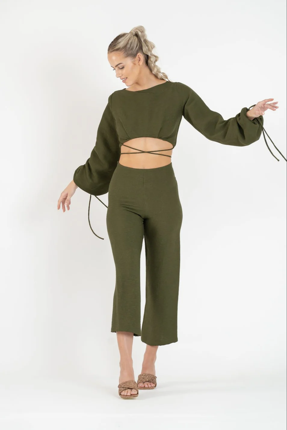 SKY CROP IN OLIVE LINE - Image 2