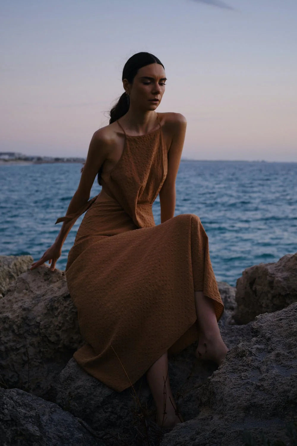 SOLANGE MAXI IN FAWN GINGHAM - Image 2