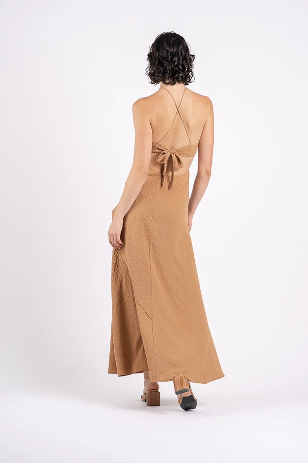 SOLANGE MAXI IN FAWN GINGHAM - Image 3