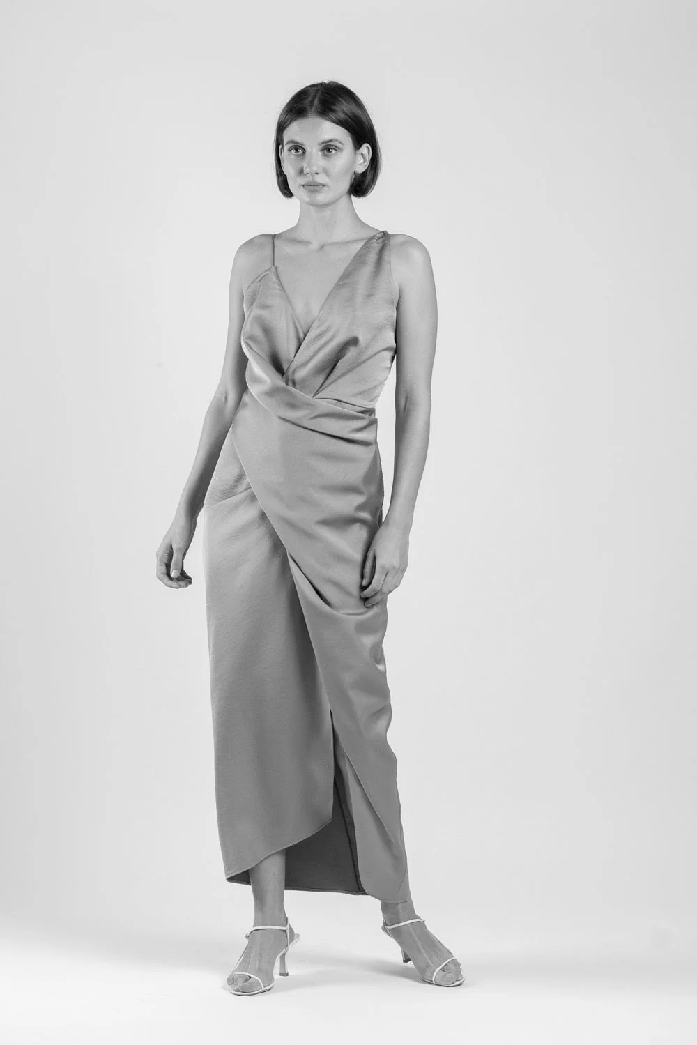 THE STATUS DRESS IN RUNWAY WHITE MATTE - Image 5