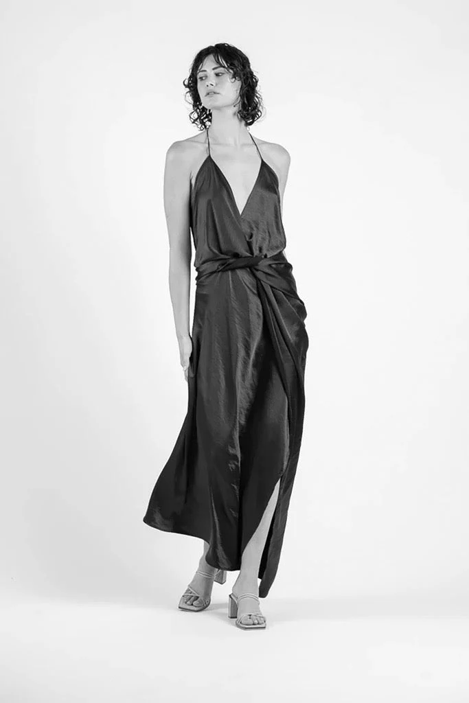 THE SURREAL DRESS IN MOTHER OF PEARL - Image 10