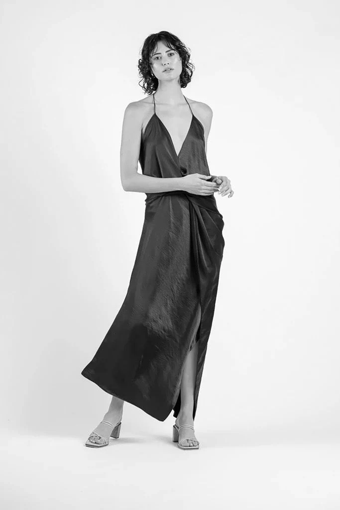 THE SURREAL DRESS IN MOTHER OF PEARL - Image 12