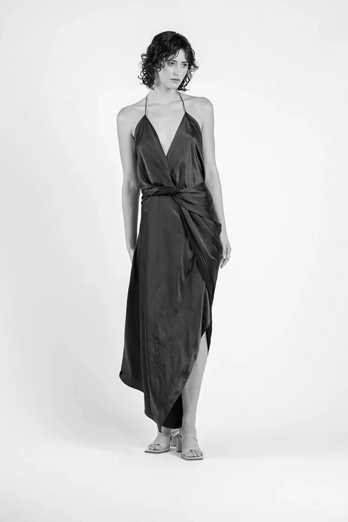 THE SURREAL DRESS IN MOTHER OF PEARL - Image 13