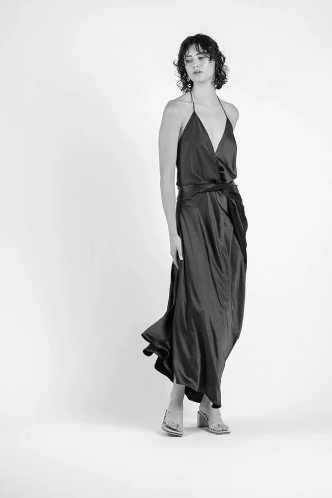 THE SURREAL DRESS IN MOTHER OF PEARL - Image 2