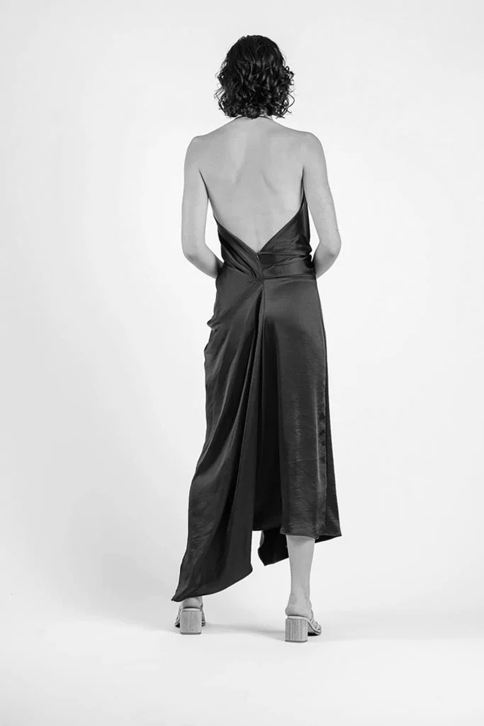 THE SURREAL DRESS IN MOTHER OF PEARL - Image 4