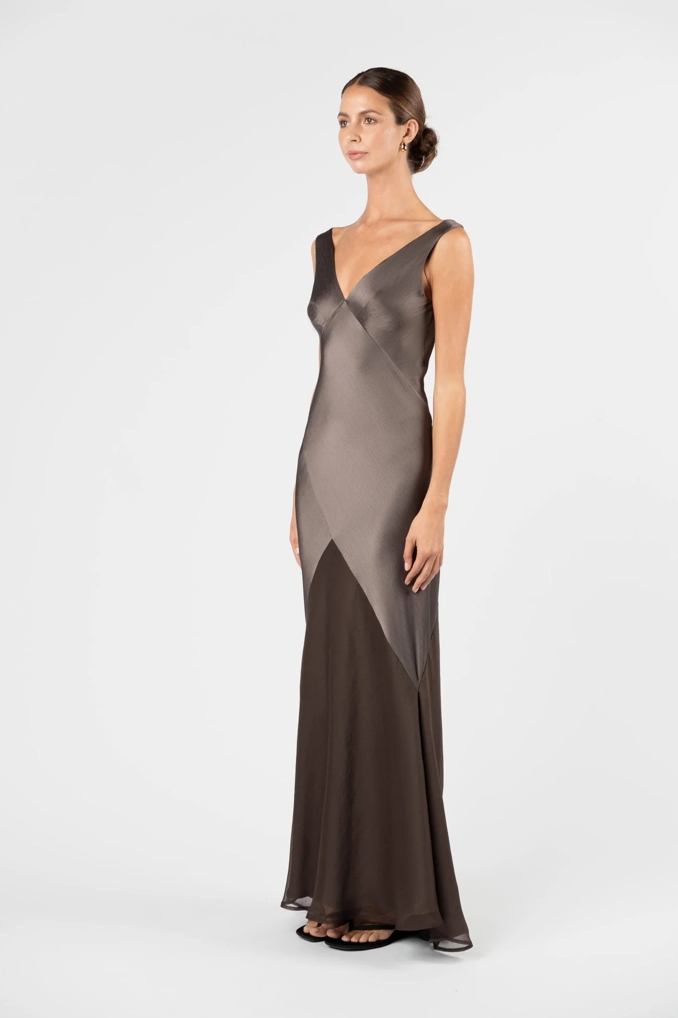 VICTORIA GOWN - TRUFFLE - Image 4